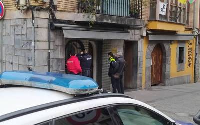 Lapurretan egin dute Intxixu Pub tabernan