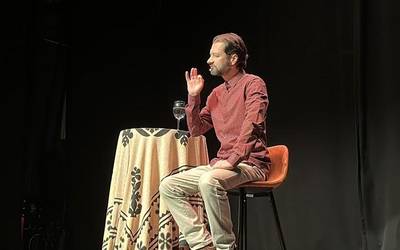 Nelson Calderon 'kontu-kontari' ibili zen atzo Eskoriatzan