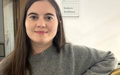 Eider Usobiaga: "Ez da babestea; euskara erabili egin behar dugu"