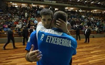 Titanen arteko guduan, Etxeberria eta Zabaleta garaile
