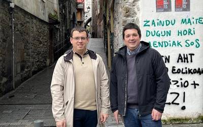 Arrasateko EAJk herriko kaleak garbitzeko zerbitzuarekin lotutako hainbat proposamen egin ditu