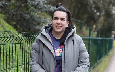 “Euskaraz harro bizi gura duen herri bat dagoela erakutsi gura dugu”