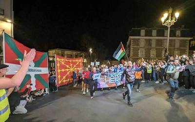 Arabatik Nafarroara abiatu da 23. Korrikaren lekukoa