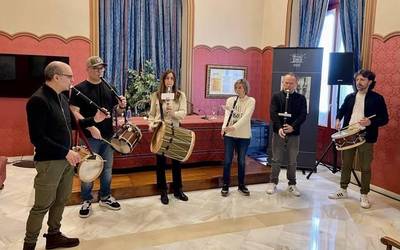 Gasteizko Txistulariek Udal Musika Bandarekin batera ospatuko dute mendeurrena