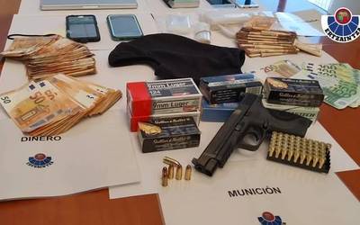 EAEn "marihuana ekoizteko ahalmen handiena zuen pabiloia" desegin dute Amurrion