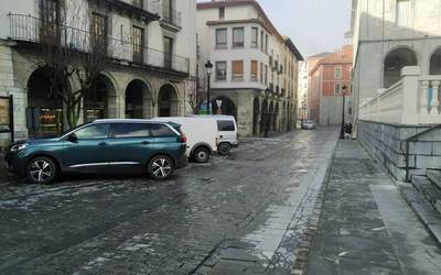 Urduñako EH Bilduk salatu du Alde Zaharreko trafikoa arautzeko ordenantzan ez dutela aintzat hartu herritarren iritzia