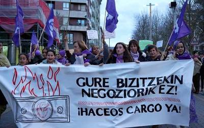 Martxoaren 8ak Aiaraldeko kaleak astindu ditu beste urte batez