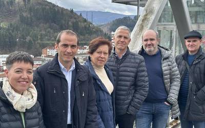 Trantsizio energetikoa eta eredu sozioekonomikoa izan dituzte berbagai EAJko hautagaiek