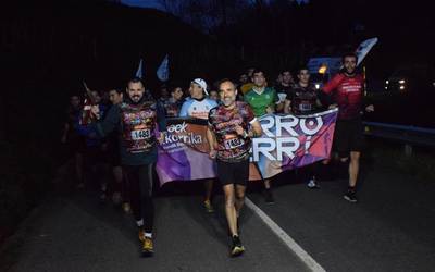 Bergarako kaleak lepo bete dituzte herritarrek