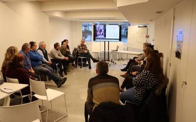 Herriko espazio publikoak birpentsatzeko prozesuaren bigarren saiorako gonbita