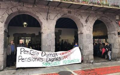 Osasun publikoaren aldeko manifestazioan parte hartzeko deia