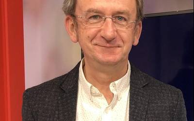 Kike Amonarriz: "Guraso euskaldun bezala gure haurrei eskaini geniezaiekeen onena da haurtzaro euskaldun zoriontsu bat"