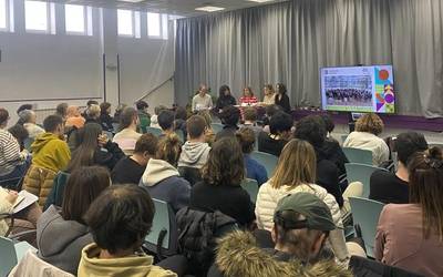 Komunitatearen parte-hartzearekin Ikastolen VII. Batzarrerako proposamena lantzen hasi da Arizmendi Ikastola