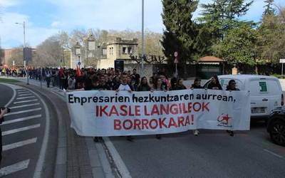 Hezkuntza "pribatizaziotik" ateratzeko, borroka