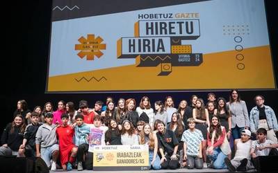 Hiretu Hiriaren galan, ez bereziki 'harro herri'