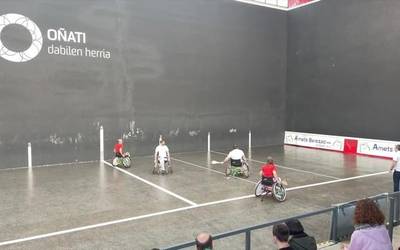 Euskal pilota egokituko txapelketa izan da Oñatin