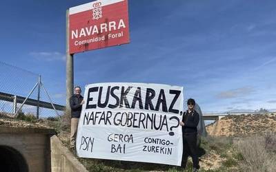 Fermin Zabalza: "AP-68-ko kartelak euskaraz jartzeko ezintasuna Nafarroako Gobernuaren aitzakia besterik ez da"