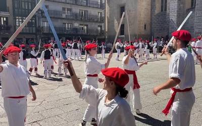 Bailarako dantzarien topagune izan da Arrasate