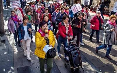 Mobilizazioak deitu ditu Gasteizen Euskal Herriko Pentsiodunen Mugimenduak