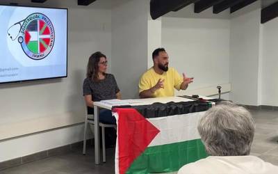 'Palestina: Gizatasun krisia' hitzaldia eskaini zuten Kulturaten