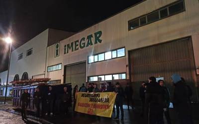 Jarraipen oso zabala izan du Imegarreko lehen greba egunak, LABen hitzetan