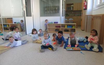 Irailean Haurreskolan hasi nahi duten familientzako izenemate-epea
