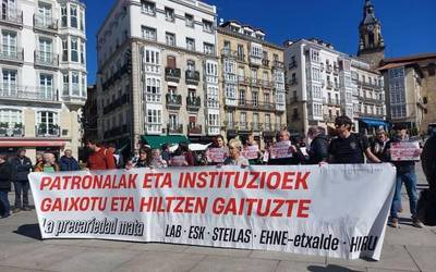 "444 langile hil dira lan istripuetan, Urkulluk kargua hartu zuenetik"