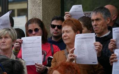 Aiaraldeko etengabeko arreta, kezka iturri