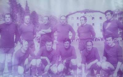 Ikastolari laguntzeko futbol partida, duela 50 urte