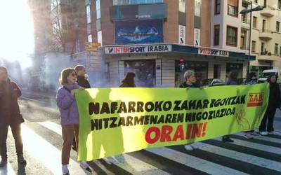 Maite Olano (LAB): "Zahar etxeak negoziotzat ditu patronalak"