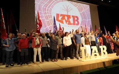 LAB sindikatuaren 50. urtemuga ospatzeko manifestazioa egingo dute zapatuan, Erandion
