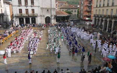 Danborren burrunbak egin dio ongi etorria San Prudentziori