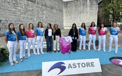 Emakume Master Cup txapelketako kamisetak aurkeztu dituzte