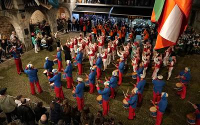 Zestoako helduen danborrada 2024