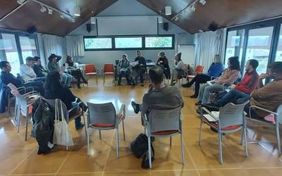 Mendialdeko Elikagaien Katalogoa aurkeztu dute