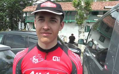 Iker Gomezen bolada onak jarraitzen du