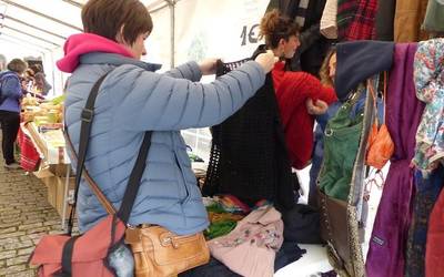 Bigarren eskuko azoka egingo dute Arizmendiko Gaztelupeko ikasleek