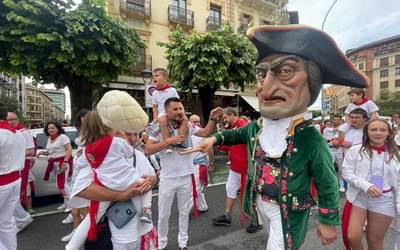 Konpartsak prozesioa lagunduko du San Fermin egunean