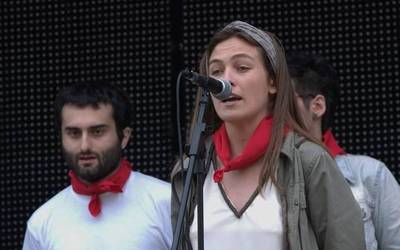 Nerea Ibarzabal, Saioa Alkaiza, Sustrai Colina eta Eki Mateorena bertsotan gaur, Sarasaten