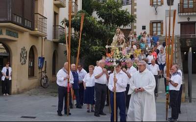Karmengo Amaren eguna ospatu dute oriotarrek