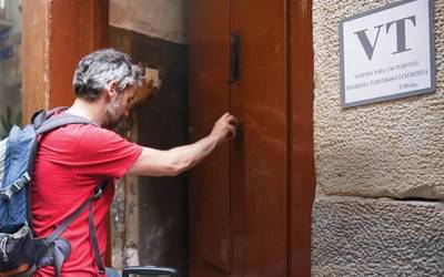 Baimenik gabeko etxe turistikoen kontrola handitzeko eskatu du Elkarrekin taldeak