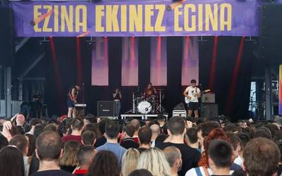 Bueltan dator Ekinez jaialdia, hirugarren edizioarekin