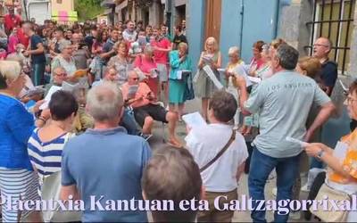 Belaunaldi desberdinak kantu herrikoien bitartez bat eginda