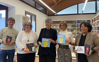 Orioko Udalak bat egin du Bookstart egitasmoarekin, haurren artean irakurketa sustatzeko