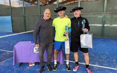 Santamasetako padel txapelketan izena eman daiteke