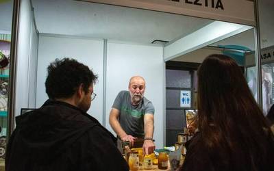 [ARGAZKI GALERIA]: Durangoko Azokako bigarren eguna iruditan