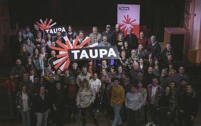 'Taupa' euskaltzaleen mugimendua aurkeztu dute Bilbon