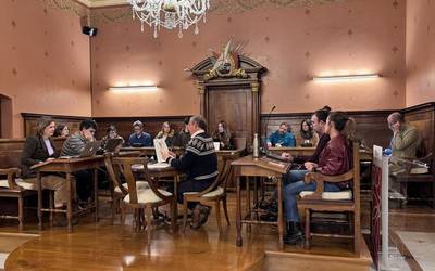 Euskalgintzako hainbat ekimenetarako diru laguntzak izan dituzte abenduko osoko bilkurako gai zerrendan