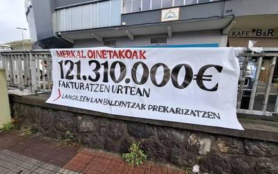 Merkal Oinetakoak, langileen lan baldintzak prekarizatzen