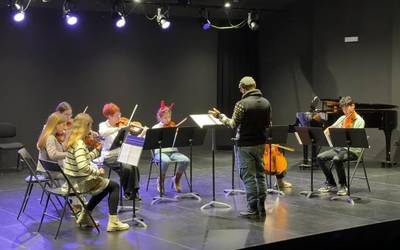 Arrasate Musikaleko ikasleek kontzertua eman dute JAMEko auditorioan